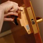 Locksmith Key Store Woodbridge, VA 703-574-6798 - new-locks-installation